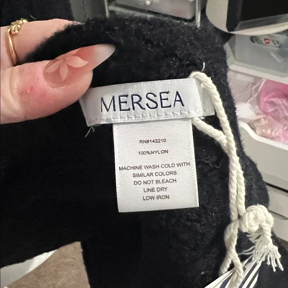 Black Mersea Knit Scarf